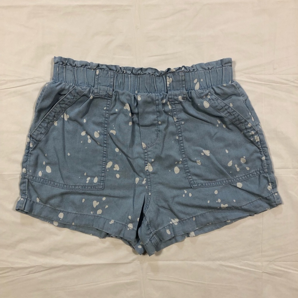 Time and Tru Women’s High Rise Pull-On Tencel Light Blue Shorts size S
